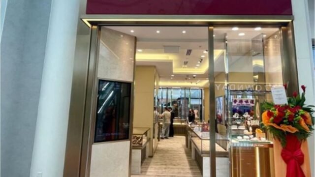 Chow-tai-fook-shop.jpg