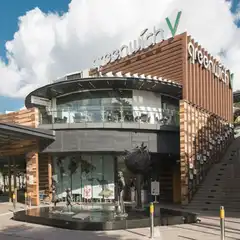 Greenwich V Mall