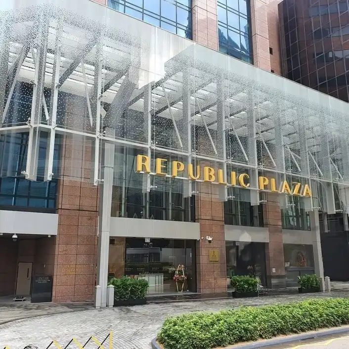 Republic Plaza Mall