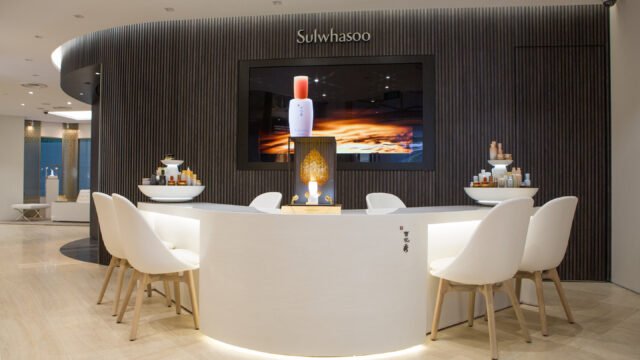 rsz_sulwhasoo_-_cap_front_counter.jpg